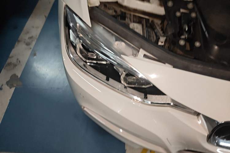 Used BMW 3 Series 2018 320Li Leading Model M Sport Package Right Front Headlight
