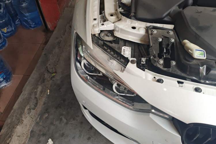 Used BMW 3 Series 2018 320Li Fashion Model Right Front Headlight