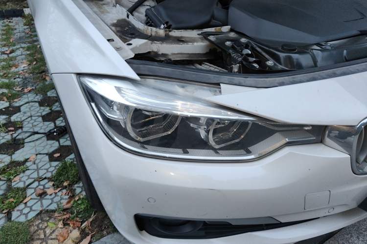 Used BMW 3 Series 2018 320Li Fashion Model Right Front Headlight