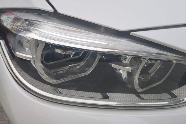Used BMW 3 Series 2018 320Li xDrive Fashion Model Right Front Headlight