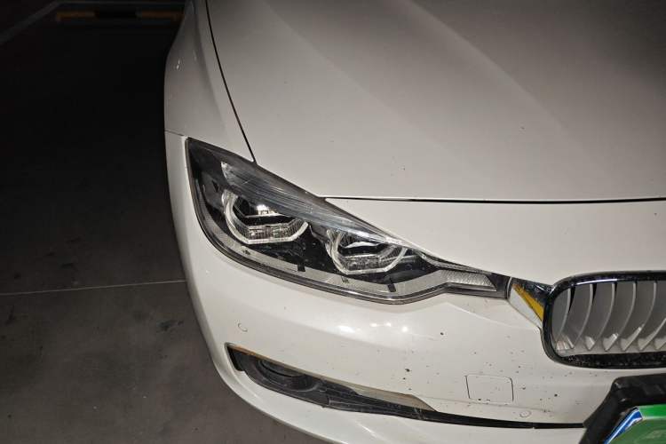 Used BMW 3 Series 2018 320Li Fashion Model Right Front Headlight