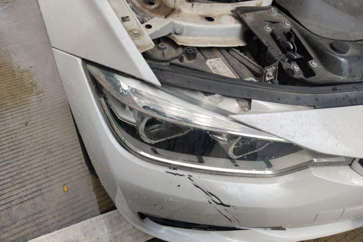 Used BMW 3 Series 2018 320Li Leading Luxury Package Right Front Headlight