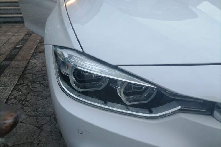 Used BMW 3 Series 2018 320Li Leading Model M Sport Package Right Front Headlight
