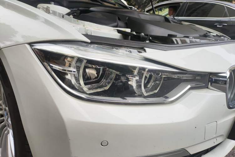 Used BMW 3 Series 2018 320Li Fashion Model Right Front Headlight