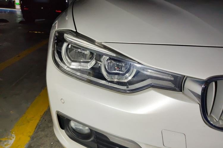 Used BMW 3 Series 2018 320Li Fashion Model Right Front Headlight