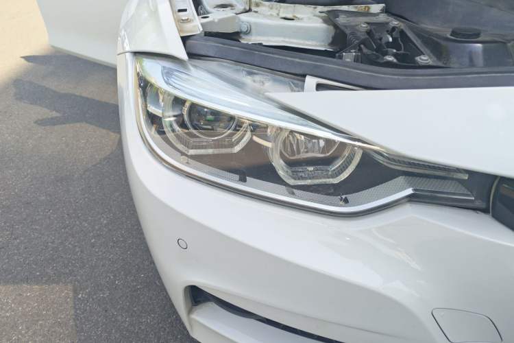 Used BMW 3 Series 2018 320Li Leading Model M Sport Package Right Front Headlight