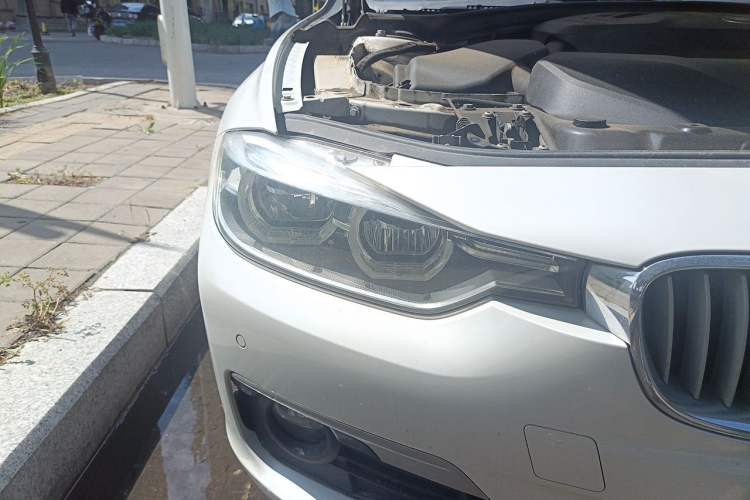 Used BMW 3 Series 2018 320Li xDrive Fashion Model Right Front Headlight