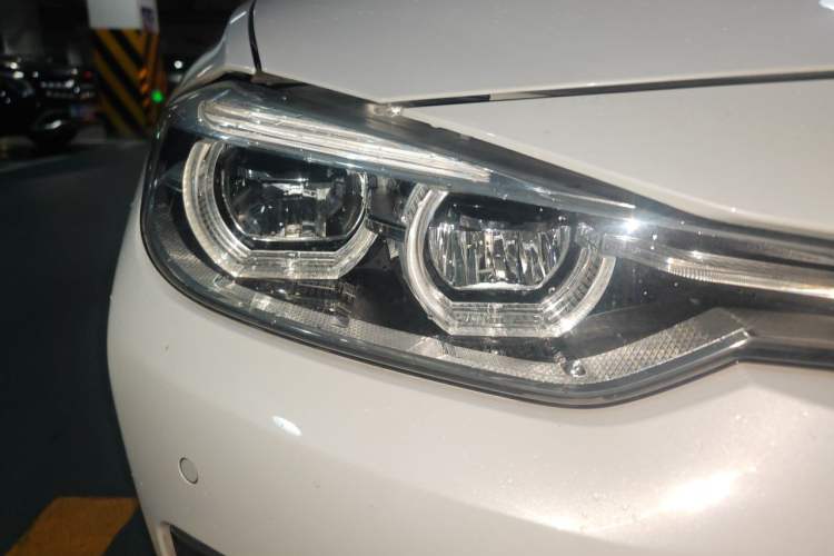 Used BMW 3 Series 2018 320Li Fashion Model Right Front Headlight