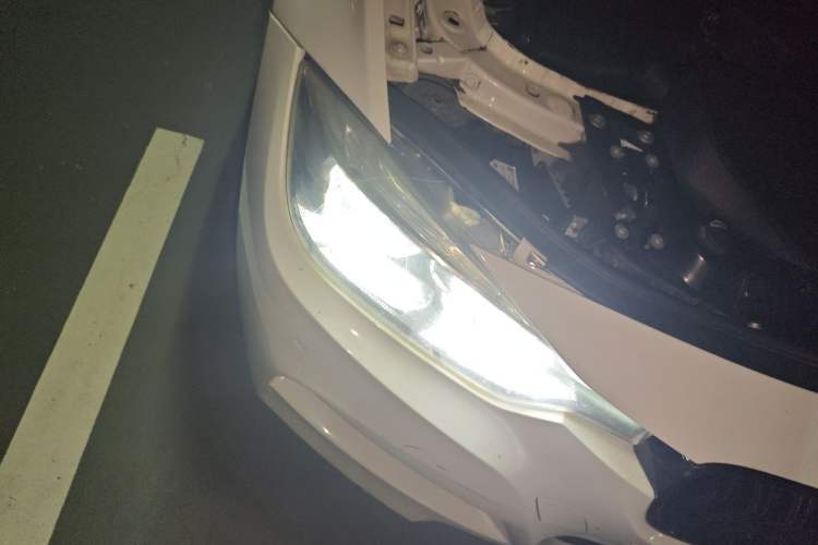 Used BMW 3 Series 2018 320i M Sport Night Edition Right Front Headlight