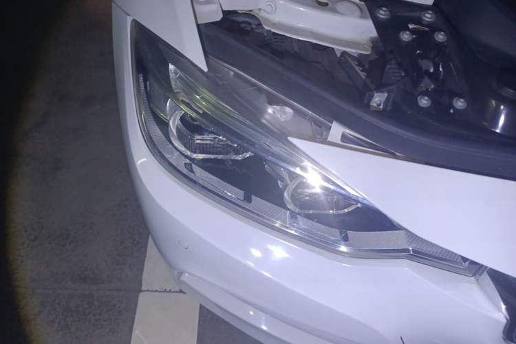 Used BMW 3 Series 2018 320Li Leading Model M Sport Package Right Front Headlight