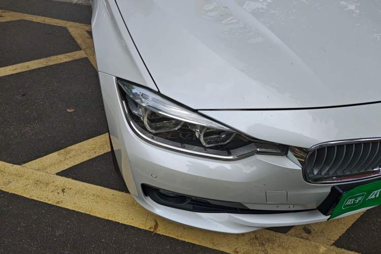 Used BMW 3 Series 2018 320Li Fashion Model Right Front Headlight