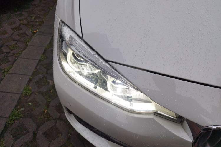 Used BMW 3 Series 2018 320Li Fashion Model Right Front Headlight