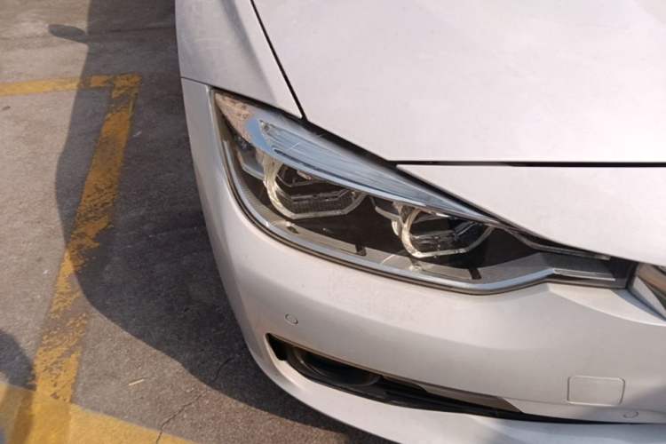 Used BMW 3 Series 2018 320Li Fashion Model Right Front Headlight