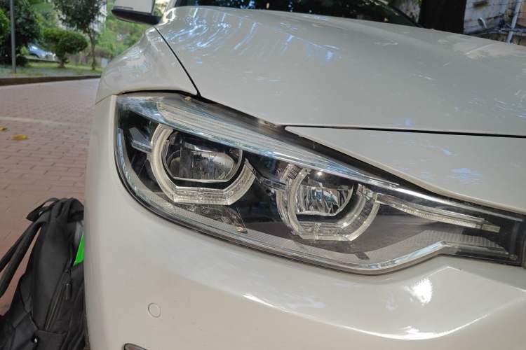 Used BMW 3 Series 2018 320Li Fashion Model Right Front Headlight