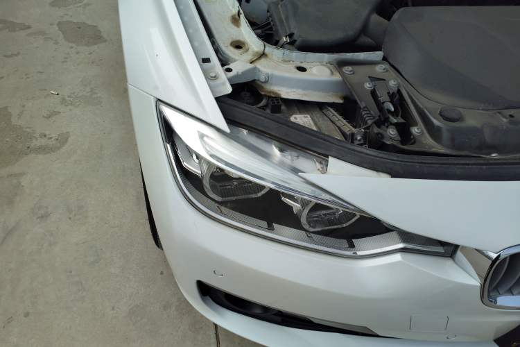 Used BMW 3 Series 2018 320Li xDrive Fashion Model Right Front Headlight