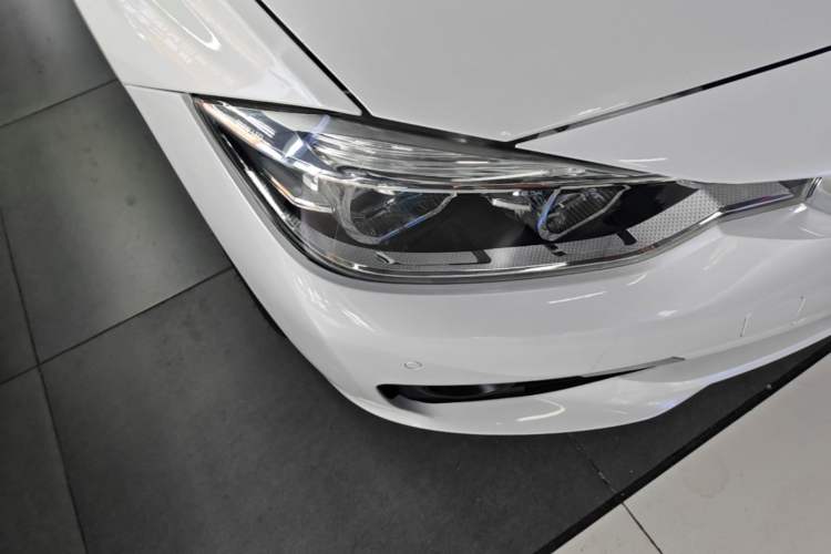 Used BMW 3 Series 2018 320Li Fashion Model Right Front Headlight