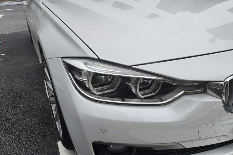 Used BMW 3 Series 2018 320Li Fashion Model Right Front Headlight