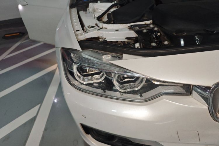 Used BMW 3 Series 2018 320Li Fashion Model Right Front Headlight