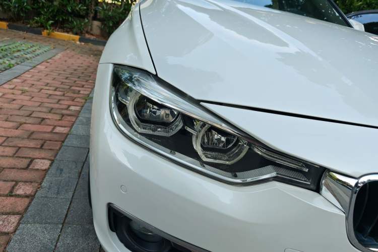 Used BMW 3 Series 2018 320Li Fashion Model Right Front Headlight