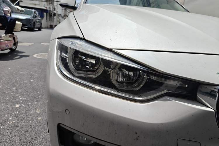 Used BMW 3 Series 2018 320Li Fashion Model Right Front Headlight