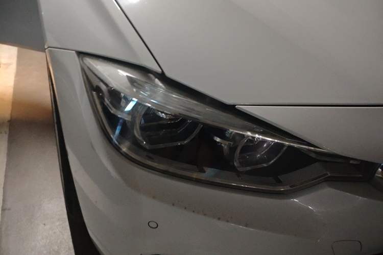 Used BMW 3 Series 2018 320Li Leading Model M Sport Package Right Front Headlight