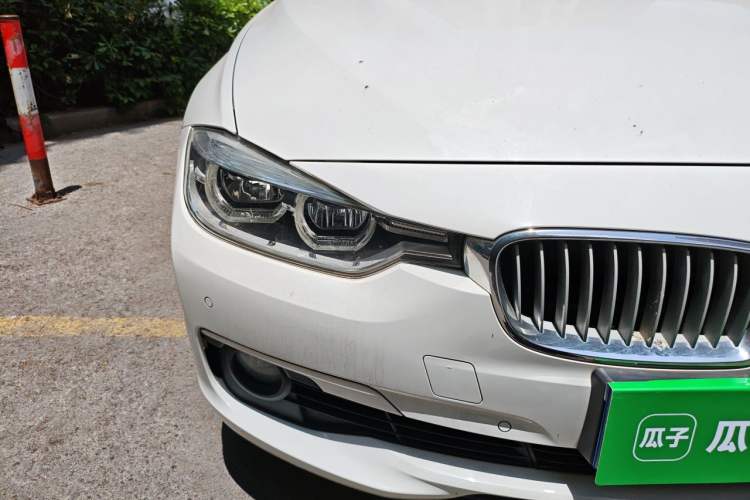 Used BMW 3 Series 2018 320Li Fashion Model Right Front Headlight