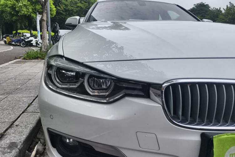 Used BMW 3 Series 2018 320Li Fashion Model Right Front Headlight