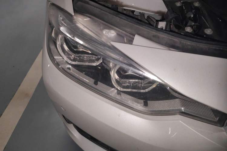 Used BMW 3 Series 2018 320Li Fashion Model Right Front Headlight