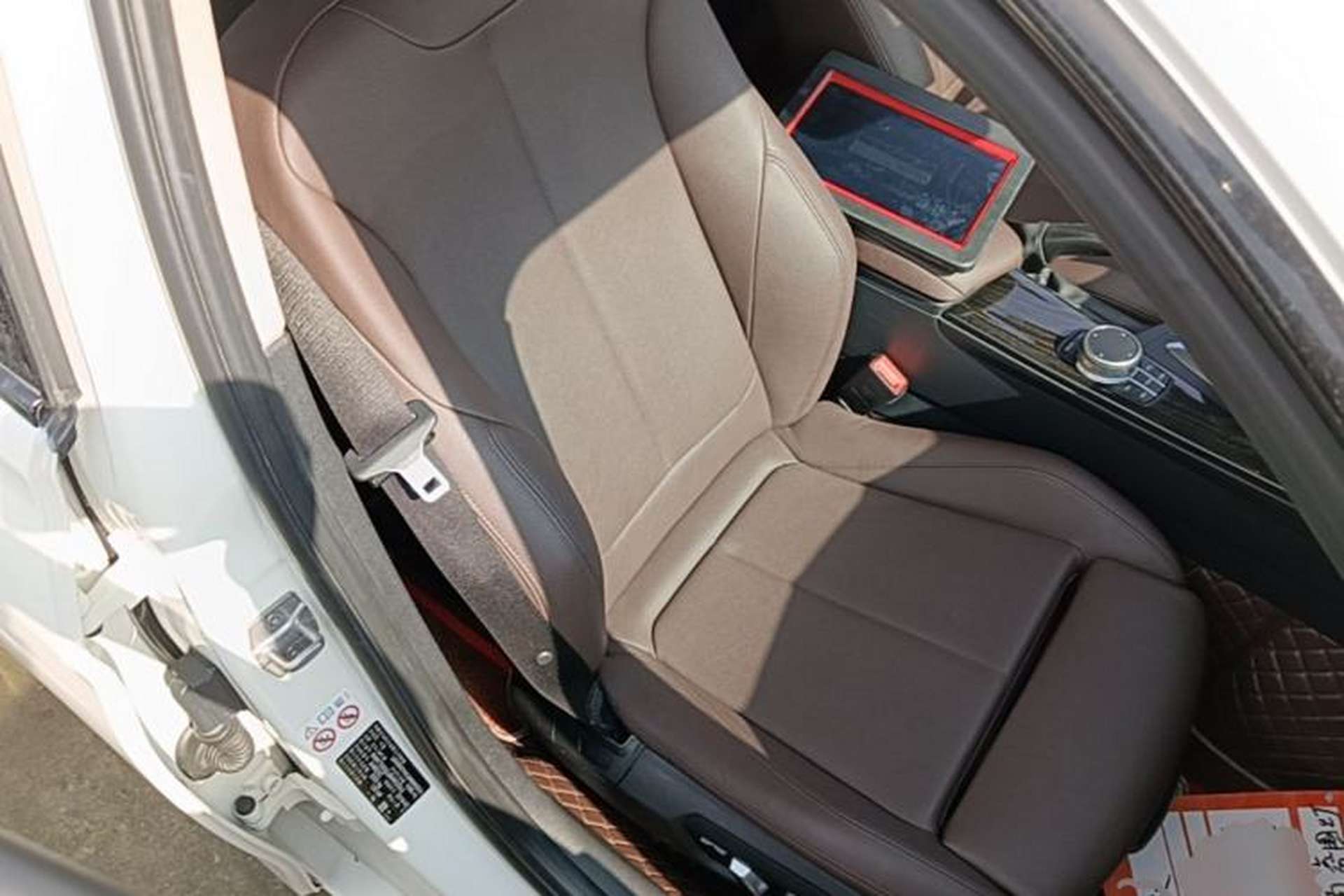Used BMW 3 Series 2018 320Li M Sport Night Edition Right Front Seat