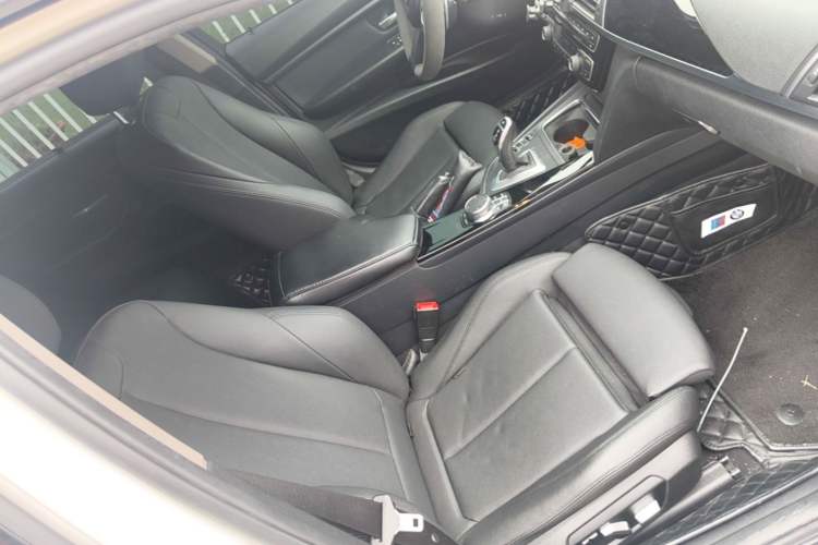 Used BMW 3 Series 2018 320Li Leading Model M Sport Package Right Front Seat