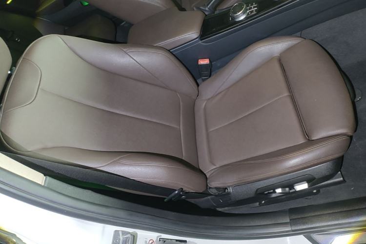 Used BMW 3 Series 2018 320Li Leading Model M Sport Package Right Front Seat