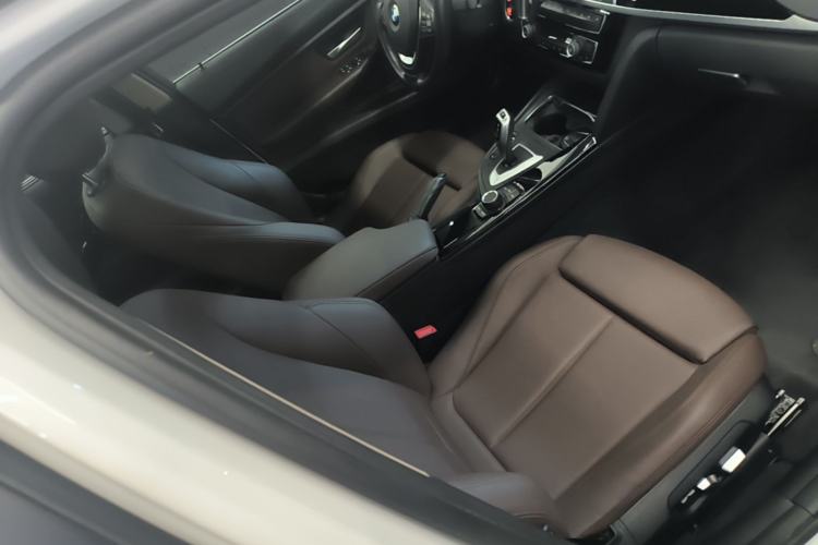 Used BMW 3 Series 2018 320Li Fashion Model Right Front Seat