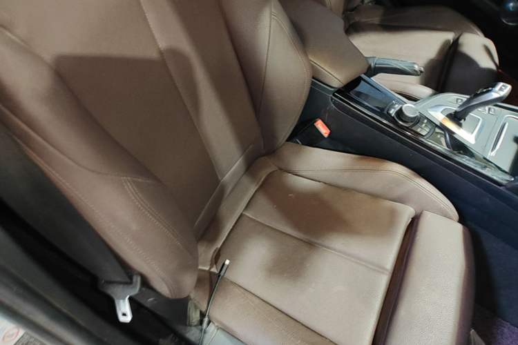 Used BMW 3 Series 2018 320Li Fashion Model Right Front Seat