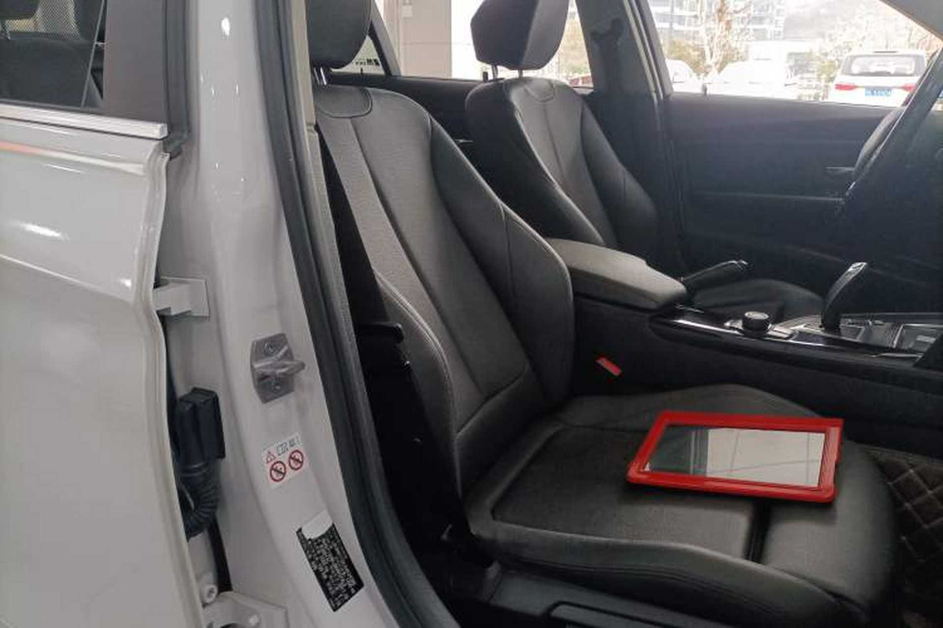 Used BMW 3 Series 2018 318Li Right Front Seat
