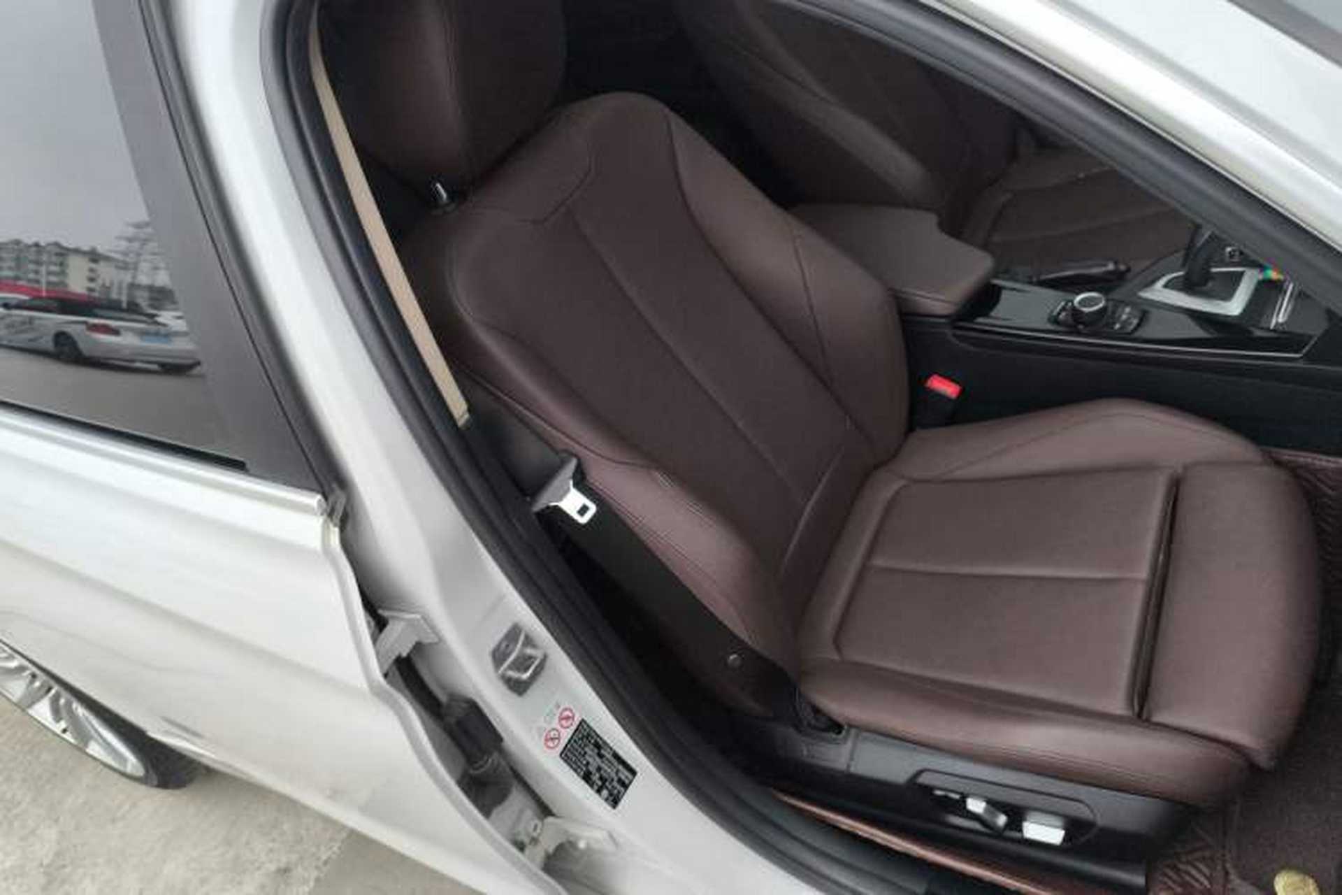 Used BMW 3 Series 2018 320Li Fashion Model Right Front Seat