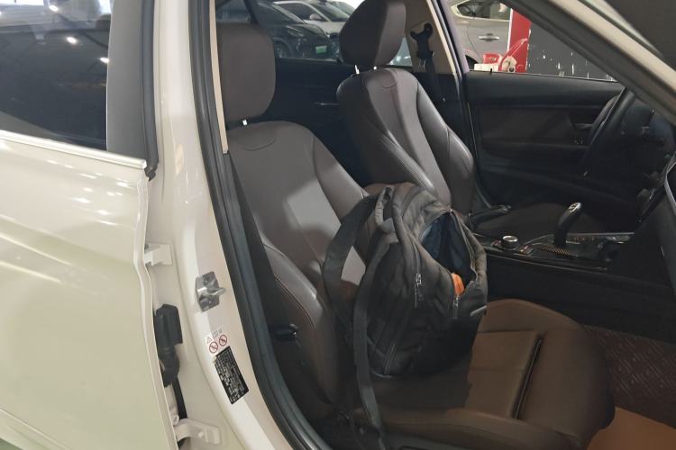 Used BMW 3 Series 2018 320Li Fashion Model Right Front Seat