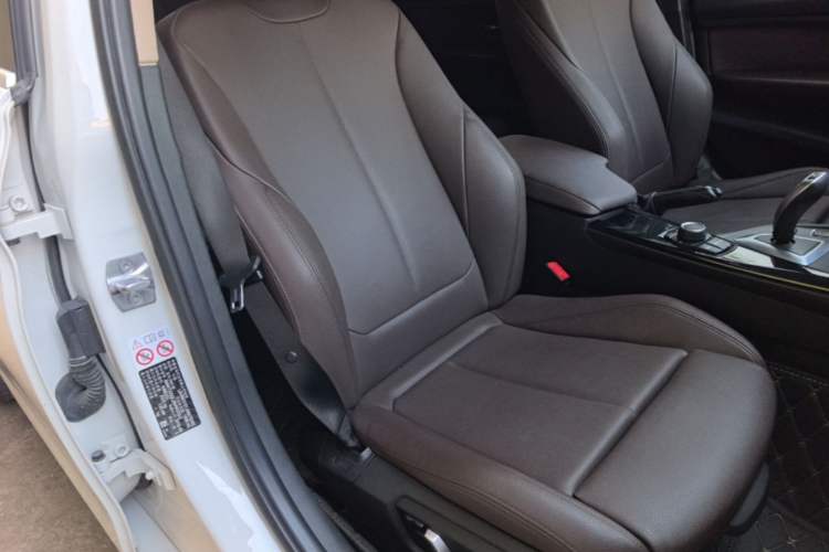 Used BMW 3 Series 2018 320Li Fashion Model Right Front Seat