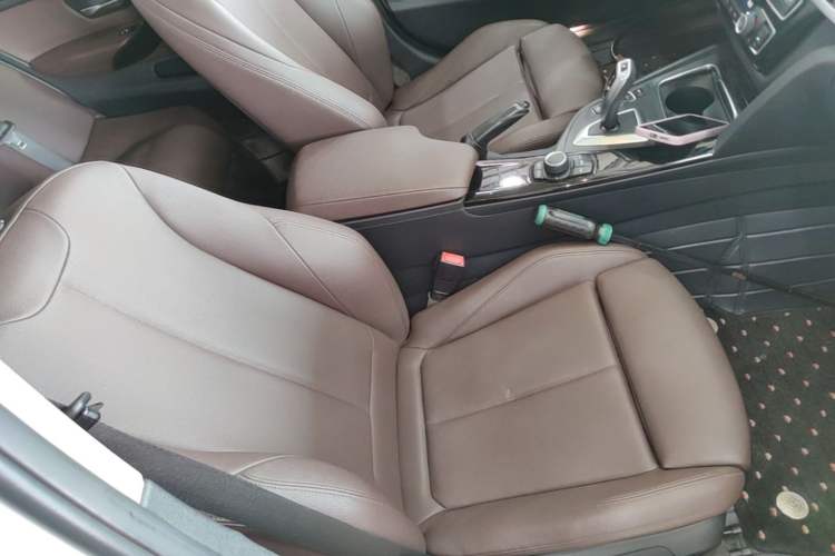 Used BMW 3 Series 2018 320Li Fashion Model Right Front Seat