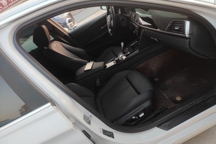 Used BMW 3 Series 2018 318Li Right Front Seat