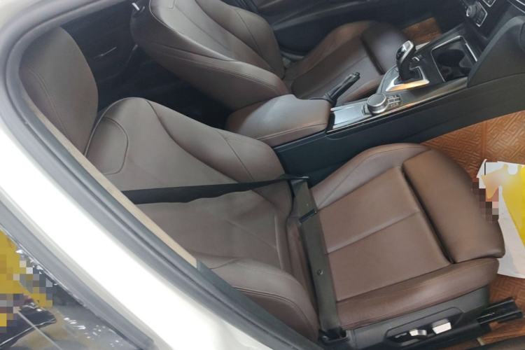 Used BMW 3 Series 2018 320Li Leading Model M Sport Package Right Front Seat