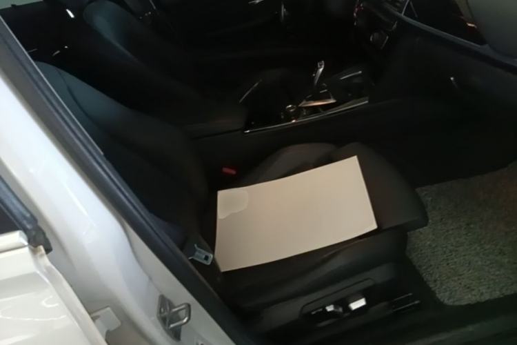 Used BMW 3 Series 2018 320Li Fashion Model Right Front Seat
