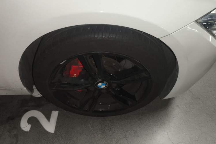 Used BMW 3 Series 2018 320Li Leading Model M Sport Package Right Front Wheel Hub