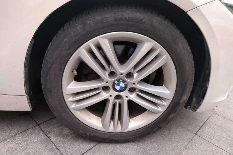 Used BMW 3 Series 2018 318Li Right Front Wheel Hub