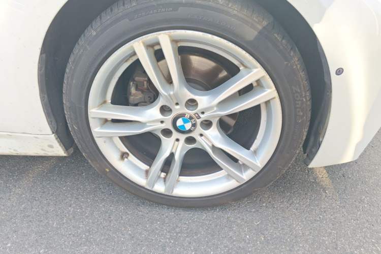 Used BMW 3 Series 2018 320Li Leading Model M Sport Package Right Front Wheel Hub