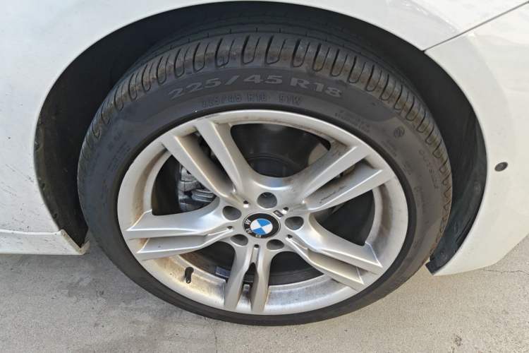 Used BMW 3 Series 2018 320Li Leading Model M Sport Package Right Front Wheel Hub