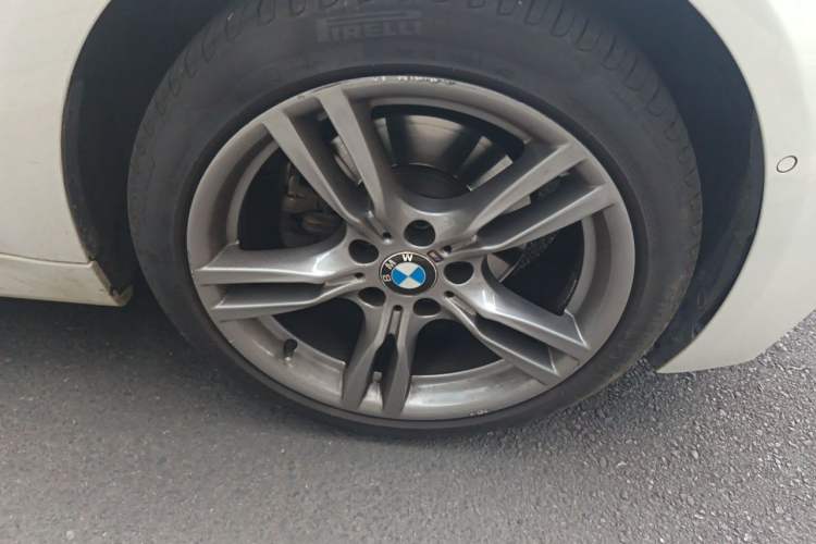 Used BMW 3 Series 2018 330i M Sport Night Edition Right Front Wheel Hub