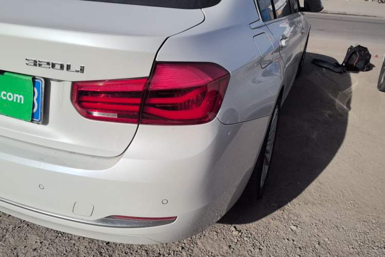 Used BMW 3 Series 2018 320Li Fashion Model Right Rear Taillight