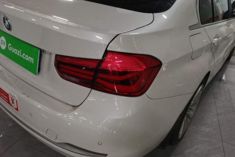 Used BMW 3 Series 2018 320Li Fashion Model Right Rear Taillight