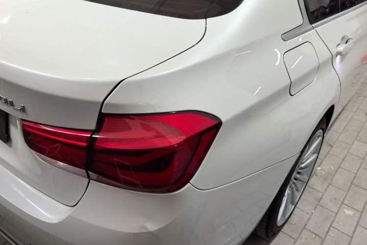 Used BMW 3 Series 2018 320Li Fashion Model Right Rear Taillight