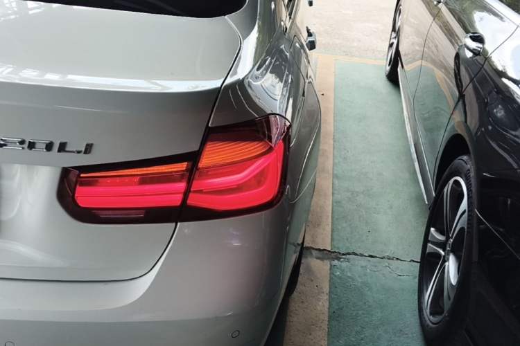 Used BMW 3 Series 2018 320Li M Sport Night Edition Right Rear Taillight